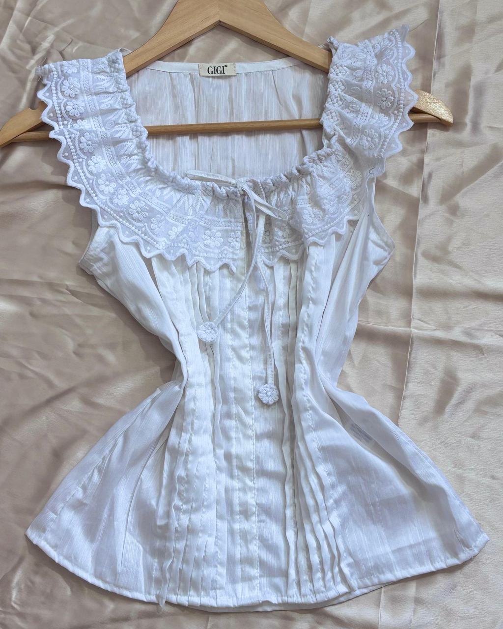 Lace Whisper