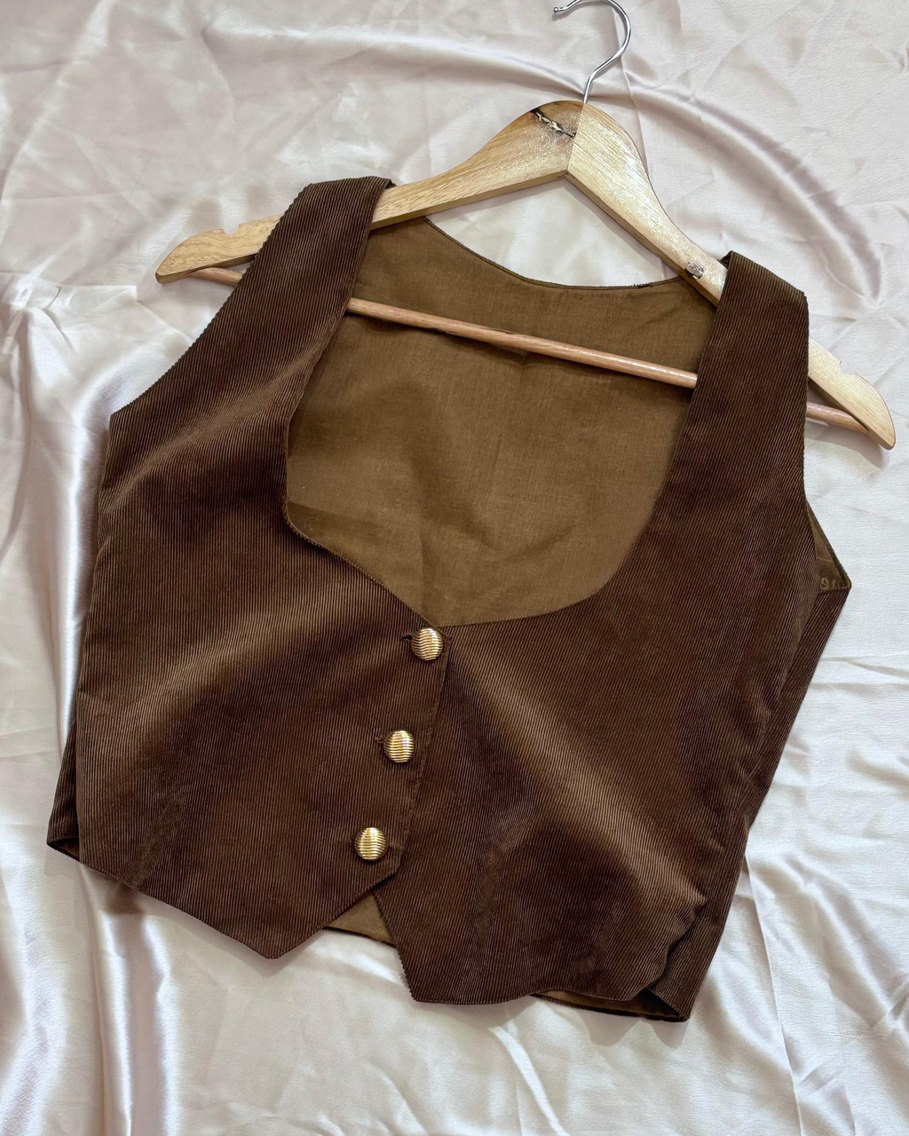 Cocoa Vest