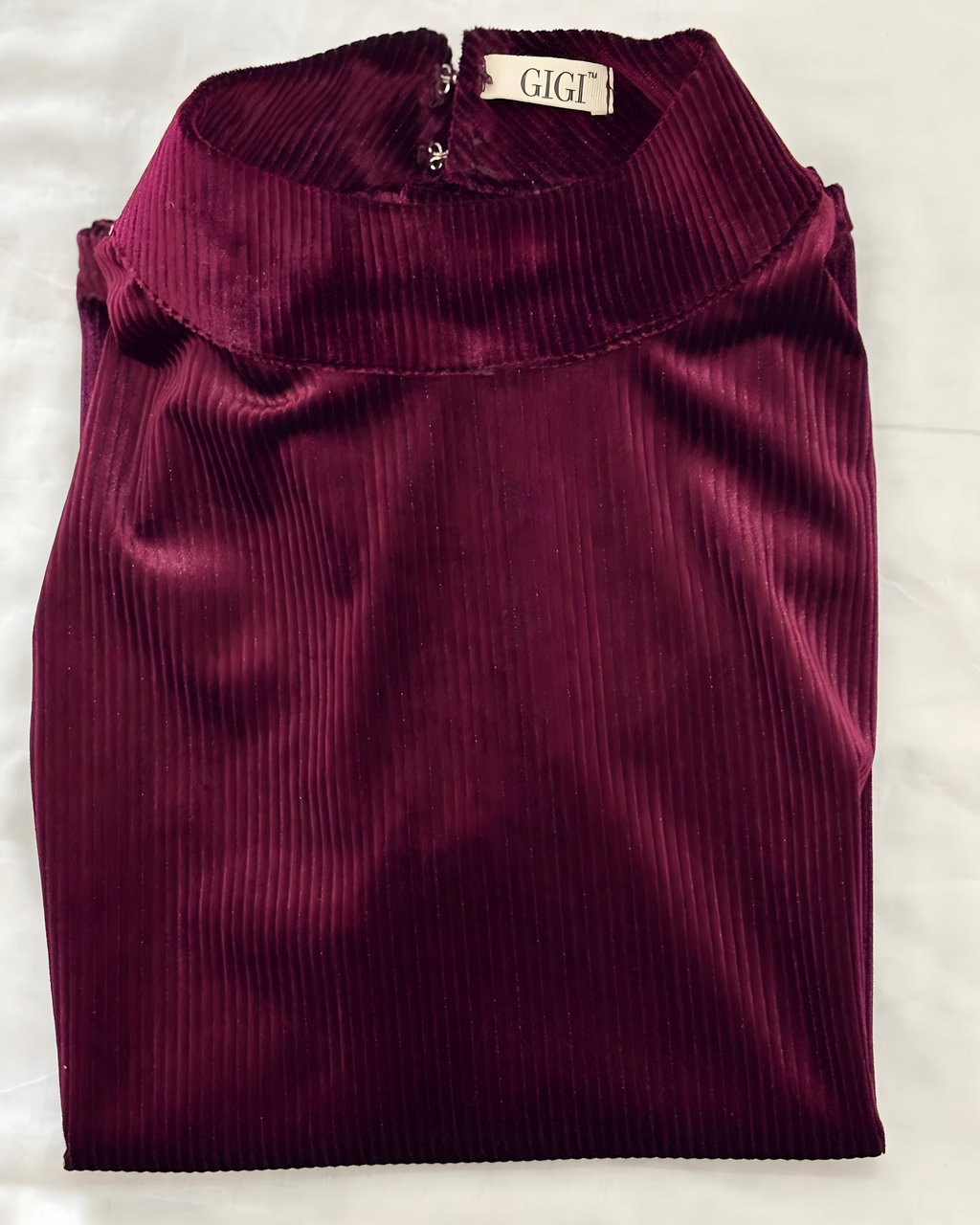 Ribbed Allure