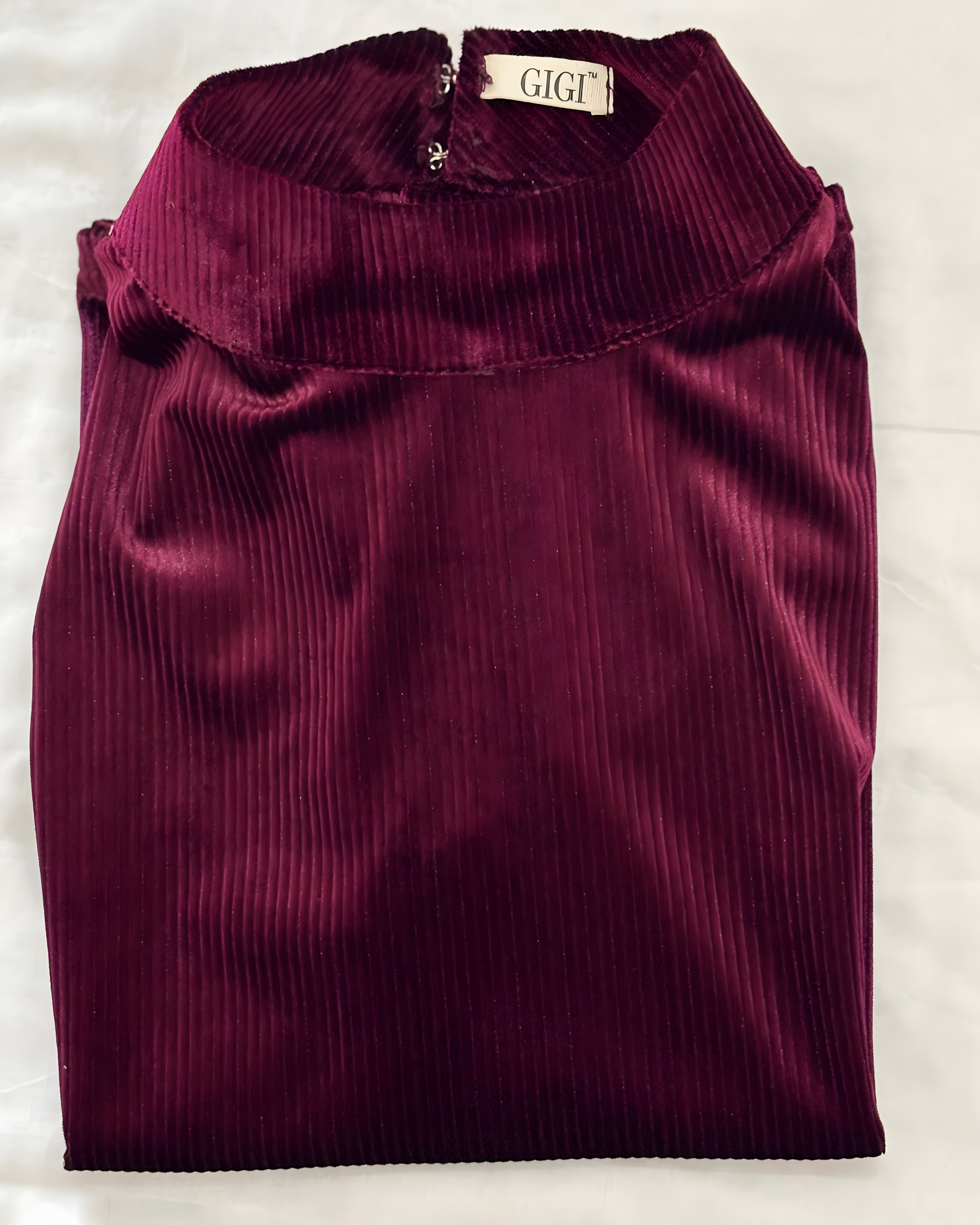 Ribbed Allure